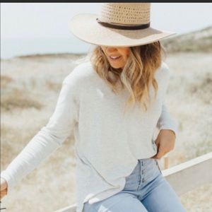 Carly Jean Los Angeles Leah Long Sleeve, Heather Grey size Small